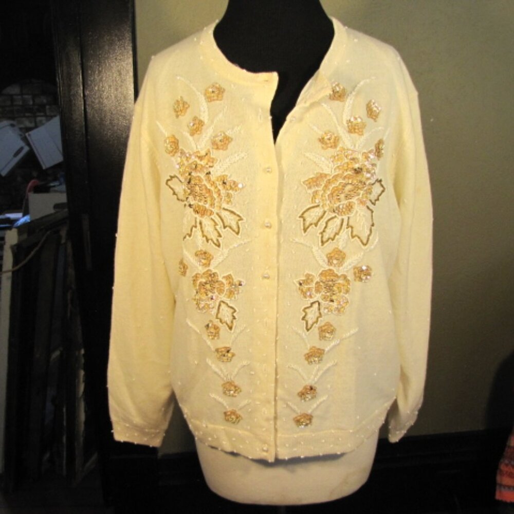 Very Pretty and Elegant Sweater - Isabella size 46